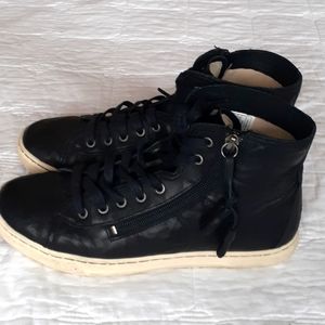 UGG High Top Size 8.5 Leather Sneakers
